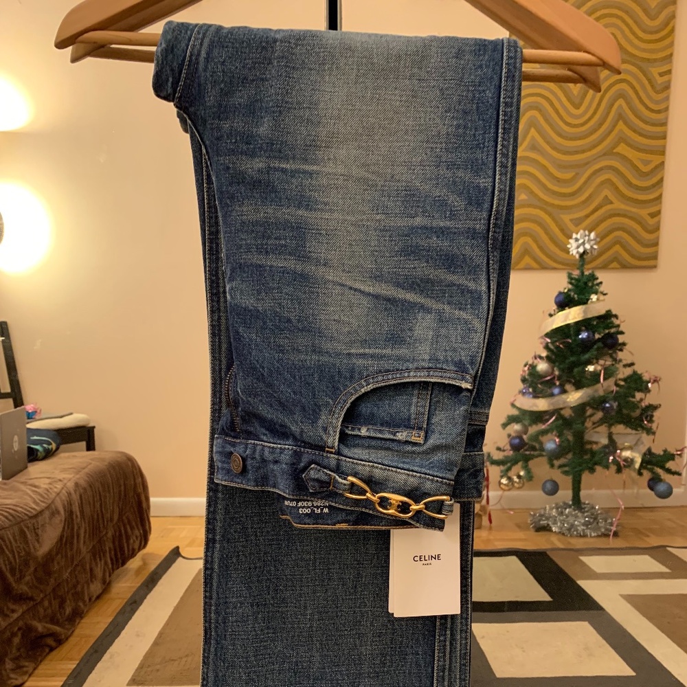 Celine 'Jane Flared Jeans' (Triomphe) in Union Wash Denim (size: 29, NWT)